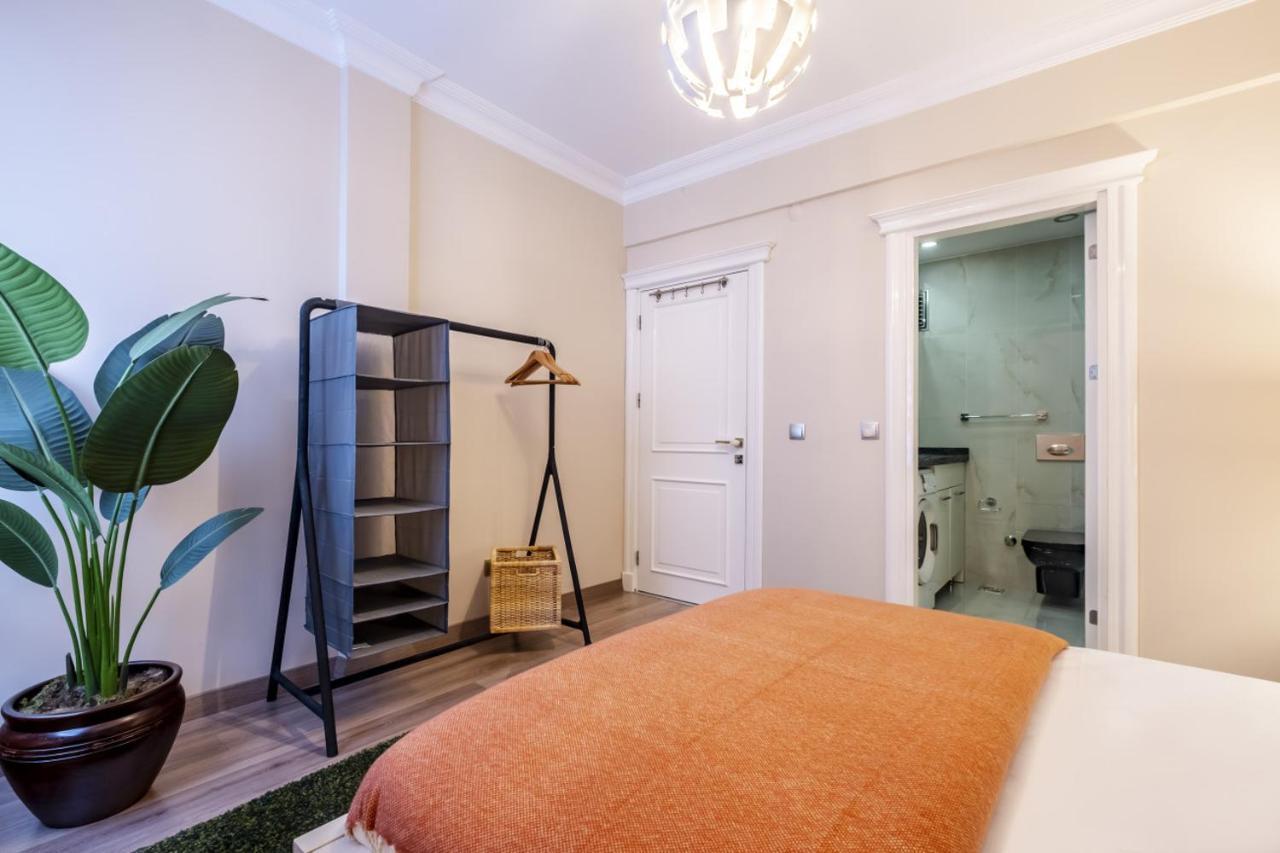 شقة Captivating Flat With Balcony Near Besiktas Pier اسطنبول المظهر الخارجي الصورة